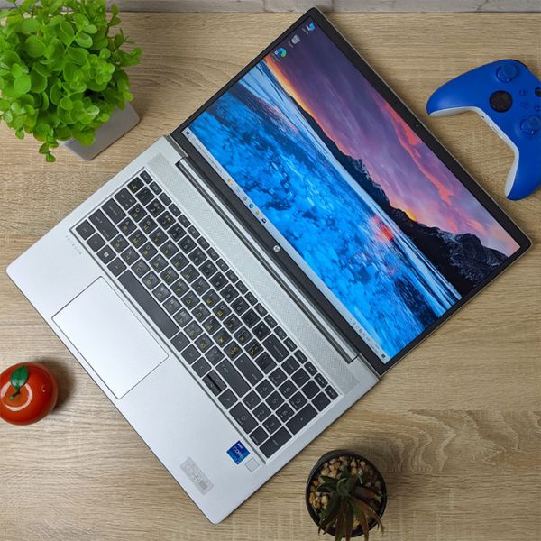 HP Probook 650 G8 - Игровой Ноутбук с Windows 10 и Гарантией (15.6'' i7 1165G7 16GB 256GB SSD)