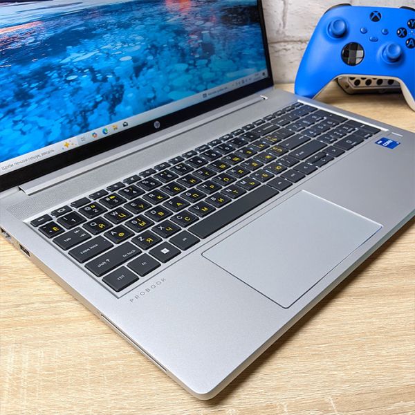 HP Probook 650 G8 - Игровой Ноутбук с Windows 10 и Гарантией (15.6'' i7 1165G7 16GB 256GB SSD)