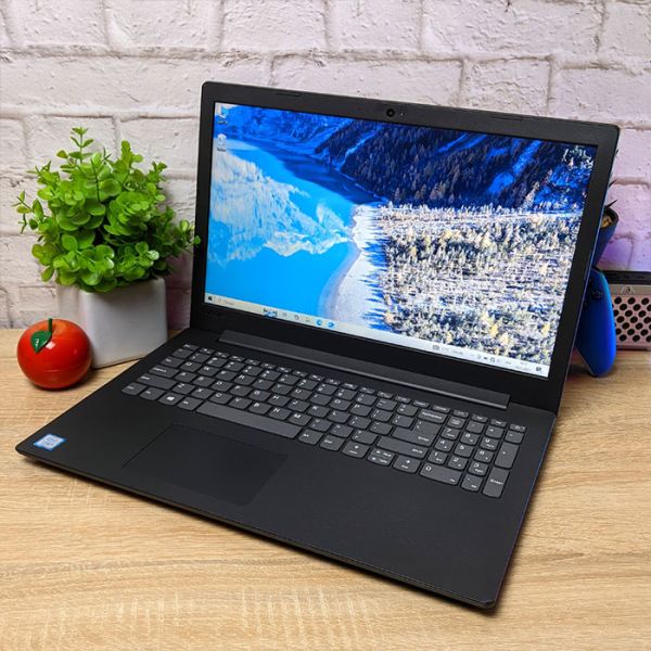 Мощный ноутбук Lenovo Ideapad 130-15IKB 15.6" i5 8250U 8GB +SSD Windows 10