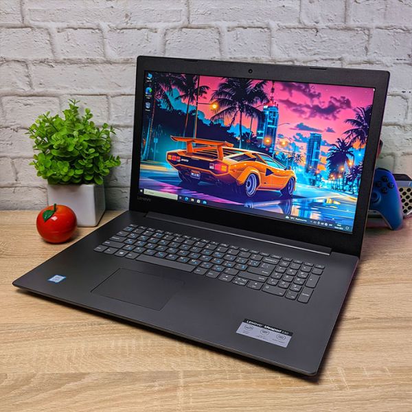 БУ ноутбук Lenovo Ideapad 330-17IKB 17.3" HD+ IPS i5 8250U 16GB +SSD