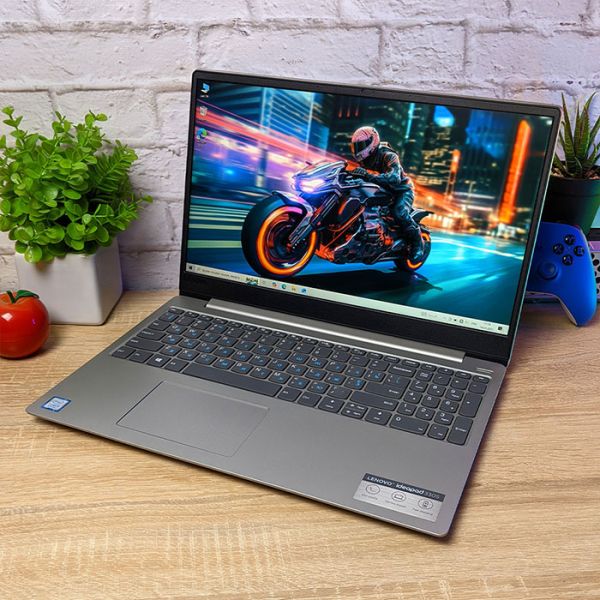 БУ Ноутбук Lenovo Ideapad 330S 15.6" IPS HD Ready i7 8550U 8GB +256GB SSD