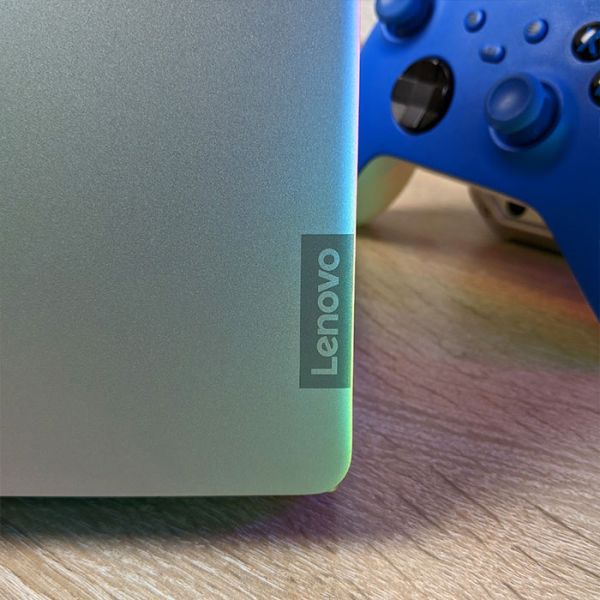 Мощный ноутбук Lenovo Ideapad 330S 15.6" i5 8250U 8GB +SSD