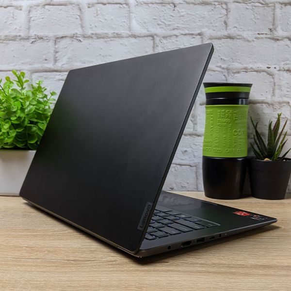БУ Ноутбук Lenovo ideapad 530s 14'' FHD IPS Ryzen 5 2500U 16GB 256GB SSD