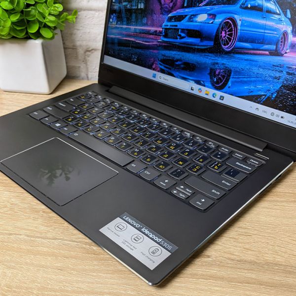 БУ Ноутбук Lenovo ideapad 530s 14'' FHD IPS Ryzen 5 2500U 16GB 256GB SSD