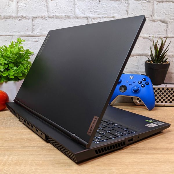 Современный игровой ноутбук Lenovo Legion 5 15IMH05H 81Y6 15.6" 240Hz IPS i7 10750H RTX 2060 16GB + SSD