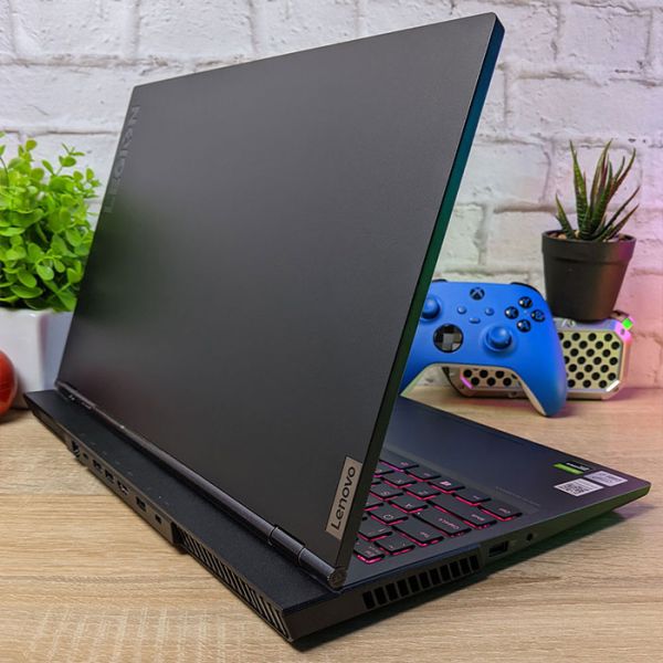 Современный игровой ноутбук Lenovo Legion 5 15IMH05H GRAY 15.6" IPS i7 10750H GTX 1660Ti 16GB + SSD