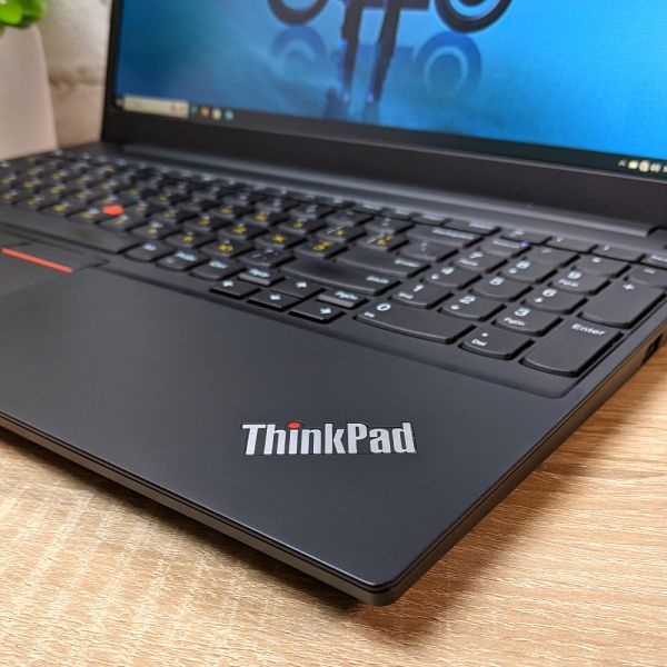 БУ Ноутбук Lenovo ThinkPad E15 Gen2 15.6'' FHD IPS Ryzen 5 4500U 16GB 256GB SSD