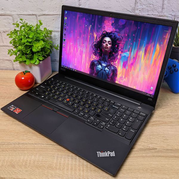 БУ Ноутбук Lenovo ThinkPad E595 15.6" FHD IPS AMD Ryzen 7 3700U 16GB 256GB SSD