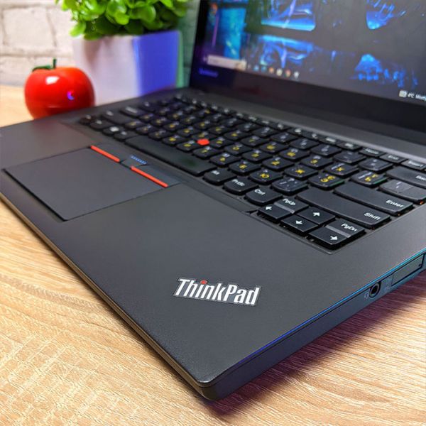 Хороший бизнес Ноутбук Lenovo ThinkPad T450 14" 1600x900 i7 5600U 8GB 256GB SSD + двойная батарея