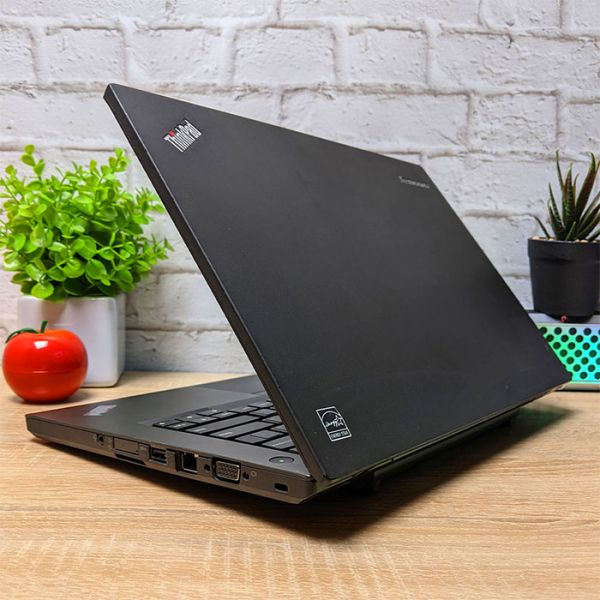 Хороший бизнес Ноутбук Lenovo ThinkPad T450 14" 1600x900 i7 5600U 8GB 256GB SSD + двойная батарея