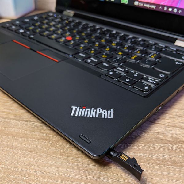 Производительный ноутбук-трансформер Lenovo Thinkpad Yoga L380 13.3'' IPS Touch Screen Intel i5 8350U 16GB + SSD