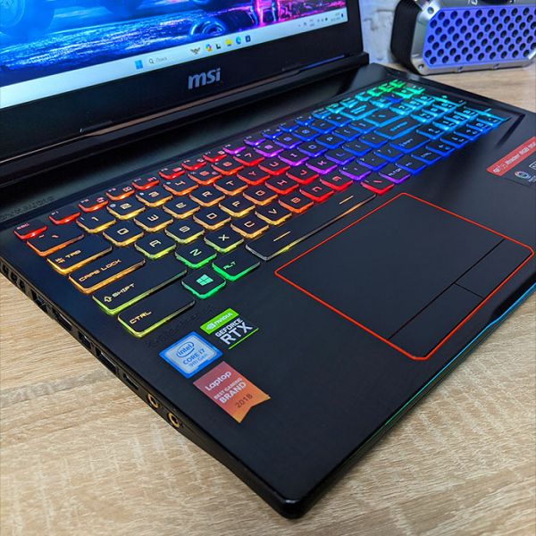 Крутой Мощный Игровой ноутбук MSI GE63 Raider RGB 9SE 15.6" IPS i7-9750H RTX 2060 32GB + SSD