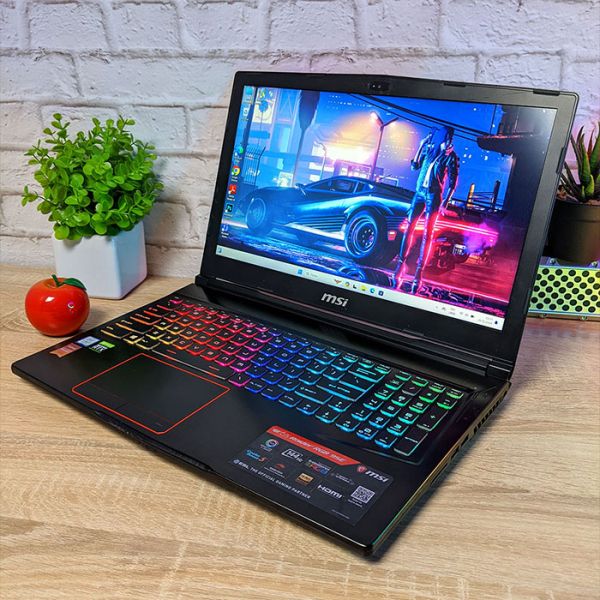 Крутой Мощный Игровой ноутбук MSI GE63 Raider RGB 9SE 15.6" IPS i7-9750H RTX 2060 32GB + SSD