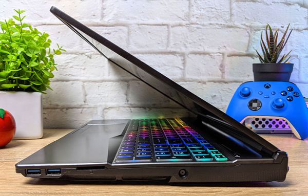 Крутой Мощный Игровой ноутбук MSI GP65 Leopard 10SDK 15.6" IPS i7-10750H GTX 1660Ti 16GB +SSD