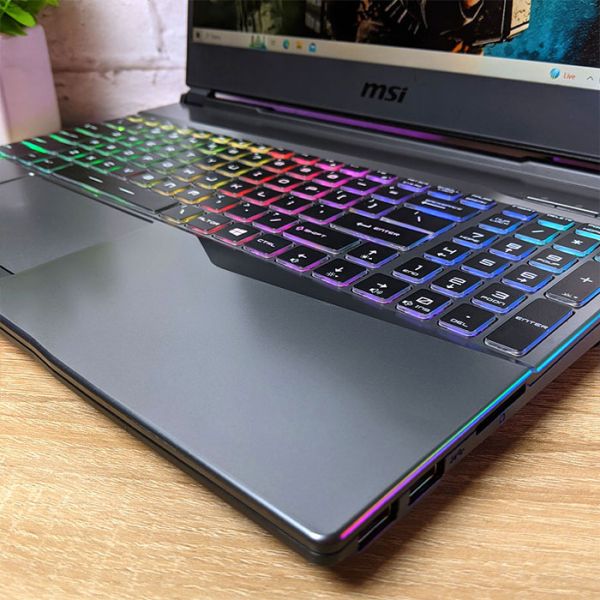 Крутой Мощный Игровой ноутбук MSI GP65 Leopard 10SDK 15.6" IPS i7-10750H GTX 1660Ti 16GB +SSD