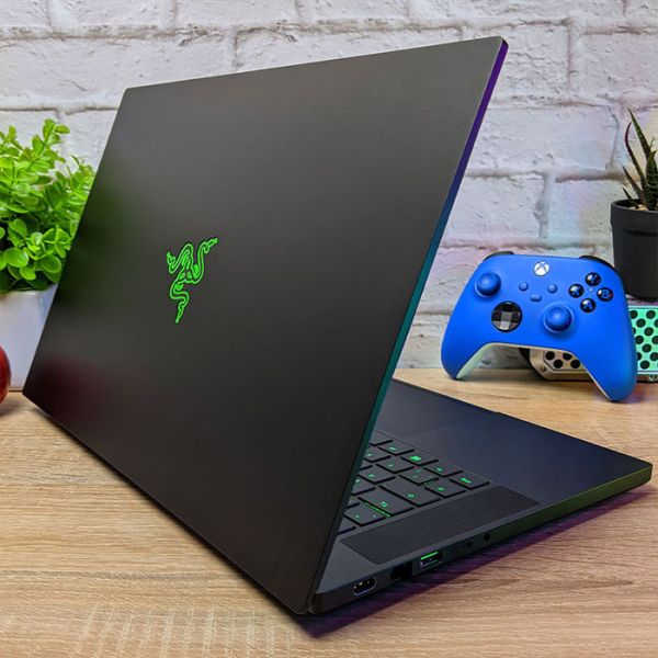 Мега Игровой Ноутбук Blade Razer 15.6" i7 10750H RTX 3060 6GB 16GB +SSD (RZ09-0369)