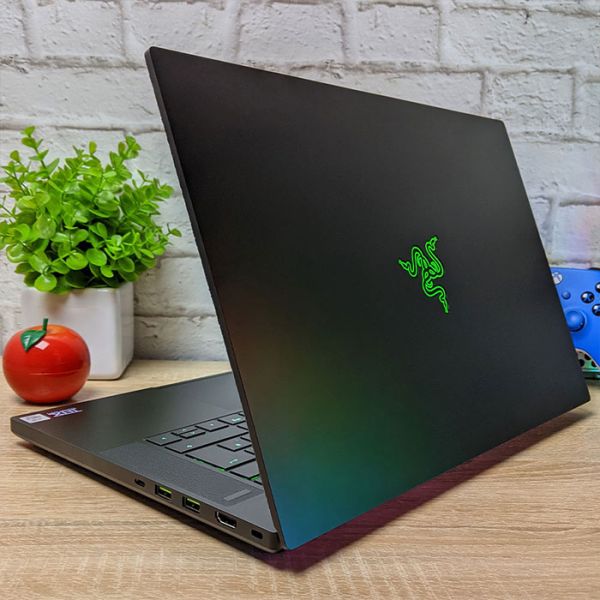 Мега Игровой Ноутбук Blade Razer 15.6" i7 10750H RTX 3060 6GB 16GB +SSD (RZ09-0369)