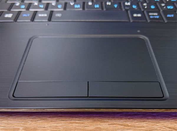 Отличный ноутбук TOSHIBA Dynabook b65/D 15.6" i5 6200U 8GB + SSD