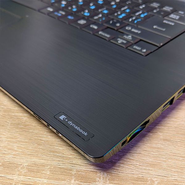 Отличный ноутбук TOSHIBA Dynabook b65/D 15.6" i5 6200U 8GB + SSD