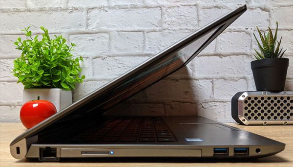 Производительный ноутбук TOSHIBA Tecra A50-E-13L 15.6" Intel i5 8250U 8GB + SSD