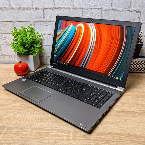 Производительный ноутбук TOSHIBA Tecra A50-E-13L 15.6" Intel i5 8250U 8GB + SSD